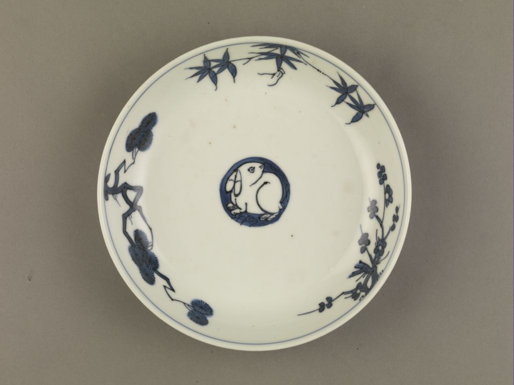 图片[1]-Imitation Xuande blue and white Sanyou flower rabbit plate-China Archive